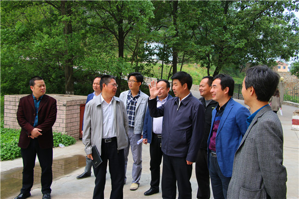 2017042709175784.jpg 校党委书记宋争辉到我院调研