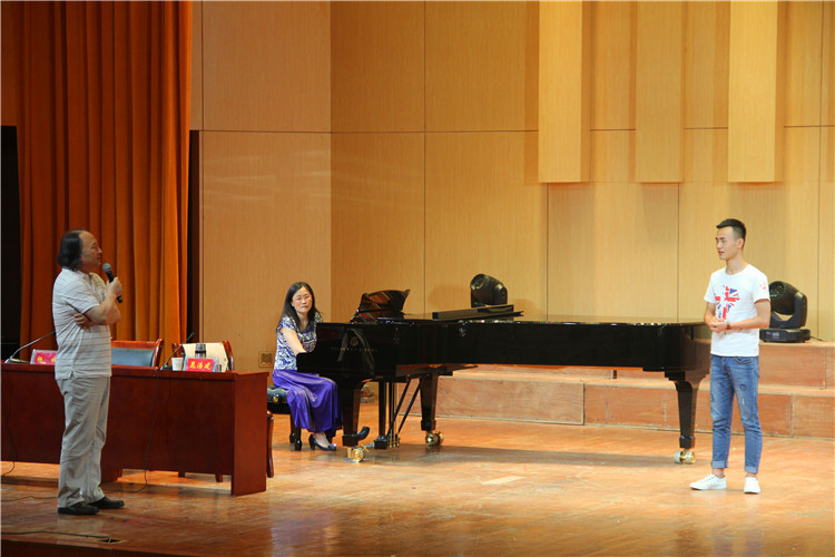 2016060208584423.jpg 解放军艺术学院晁浩建教授应邀来我院讲学